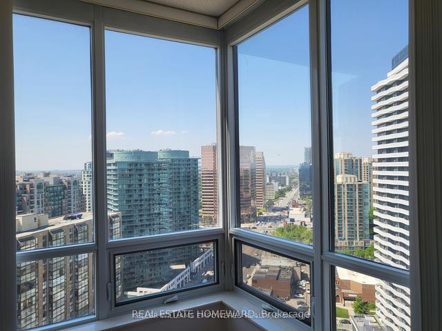 2620 - 500 Doris Ave, Condo with 1 bedrooms, 1 bathrooms and 1 parking in Toronto ON | Image 2