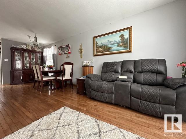 16435 Sandy Cr, House detached with 4 bedrooms, 3 bathrooms and 10 parking in Smoky Lake County AB | Image 16
