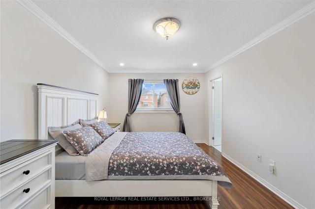 1523 Pinecliff Rd, House semidetached with 3 bedrooms, 3 bathrooms and 2 parking in Oakville ON | Image 19