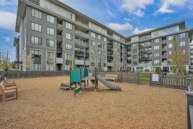 108 - 15835 85th Avenue, Condo with 3 bedrooms, 2 bathrooms and 1 parking in Kamloops BC | Image 4