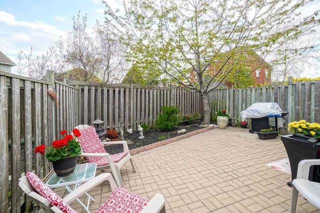 6980 Elliott Parliament St, House semidetached with 3 bedrooms, 3 bathrooms and 3 parking in Mississauga ON | Image 33