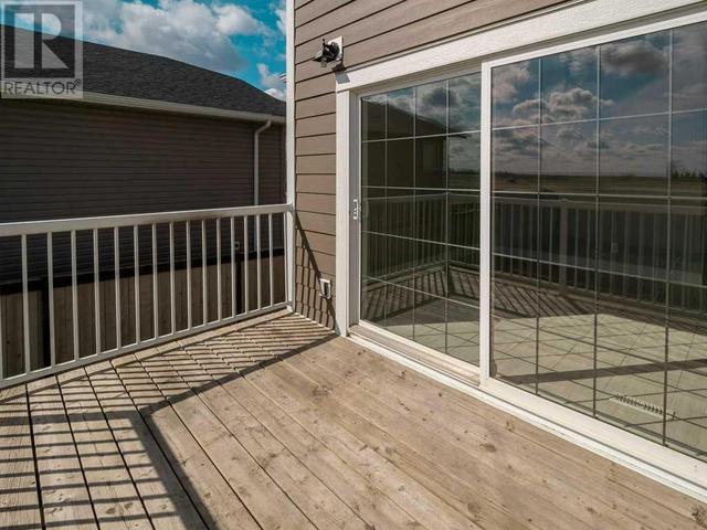 4717 7 Street, House detached with 4 bedrooms, 2 bathrooms and 2 parking in Coalhurst AB | Image 41