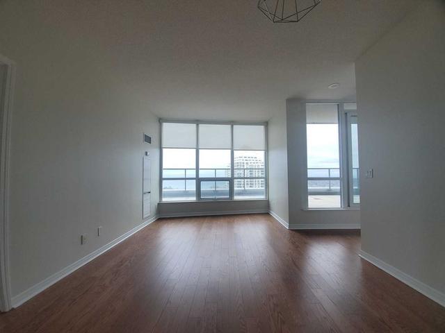 2401 - 15 Legion Rd, Condo with 2 bedrooms, 2 bathrooms and 1 parking in Toronto ON | Image 17