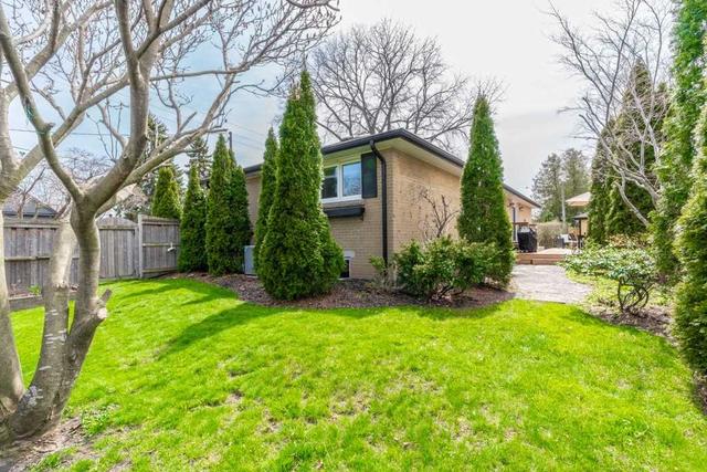 2079 Hixon St, House detached with 3 bedrooms, 2 bathrooms and 3 parking in Oakville ON | Image 26
