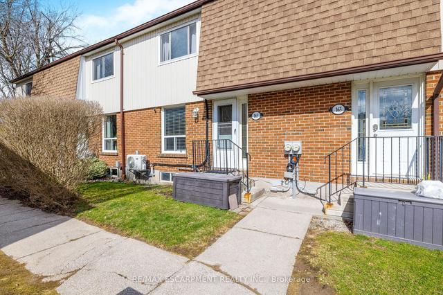 165 Kingham Rd, Townhouse with 3 bedrooms, 2 bathrooms and 1 parking in Halton Hills ON | Image 32