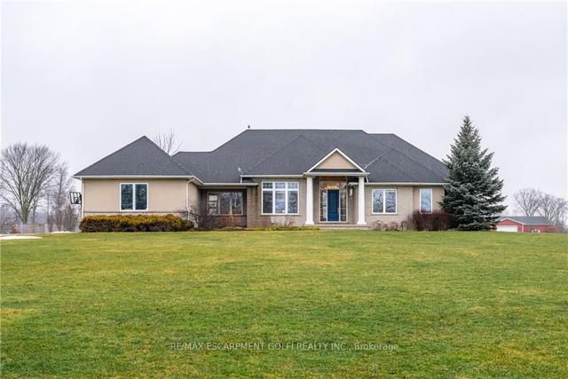 2615 Miller Rd N, House detached with 3 bedrooms, 5 bathrooms and 14 parking in Niagara Falls ON | Image 23