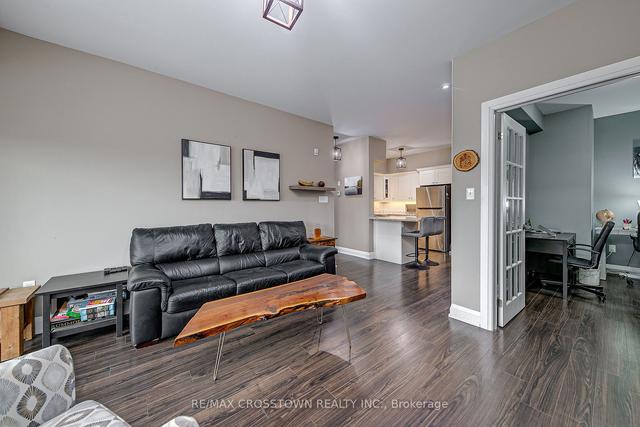 208 - 720 Yonge St, Condo with 1 bedrooms, 1 bathrooms and 1 parking in Barrie ON | Image 5