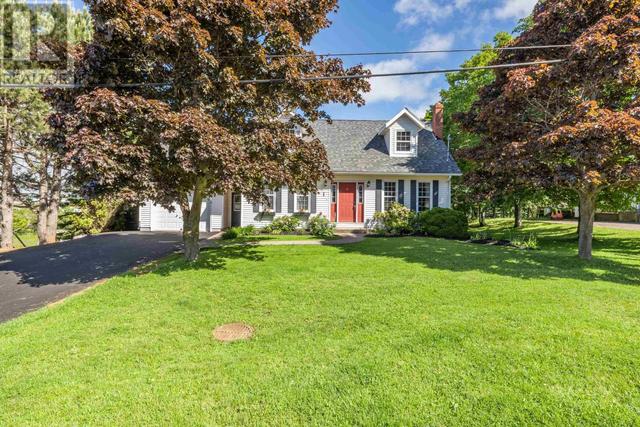 1 Ferngarden Drive, House detached with 4 bedrooms, 2 bathrooms and null parking in Charlottetown PE | Card Image