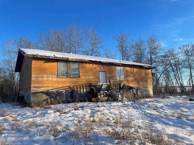 861063 Rge Rd 65, House detached with 1 bedrooms, 1 bathrooms and null parking in Clear Hills AB | Image 2