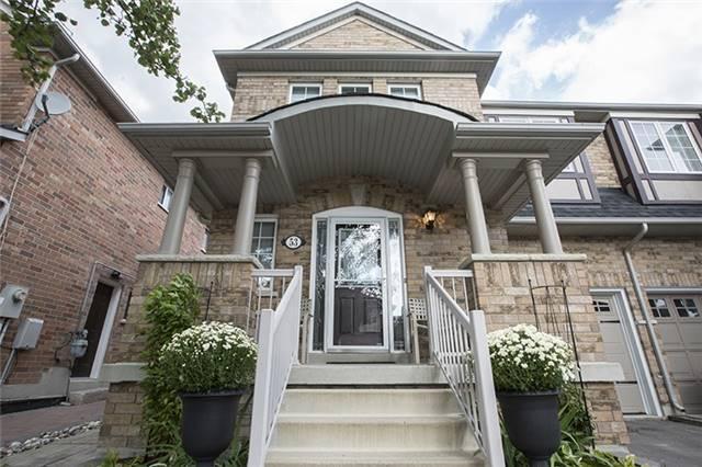 53 Dybal St, House semidetached with 4 bedrooms, 3 bathrooms and 2 parking in Vaughan ON | Image 3