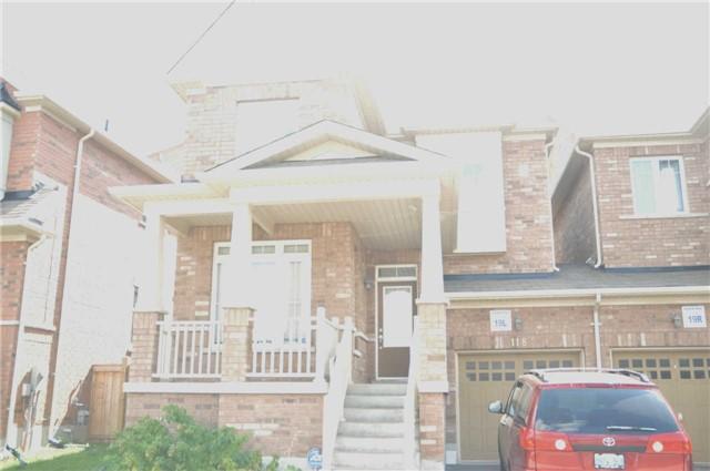 118 Betony Dr, House semidetached with 3 bedrooms, 4 bathrooms and 1 parking in Richmond Hill ON | Image 1