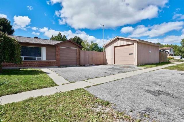 2 Springdale Dr, House detached with 3 bedrooms, 2 bathrooms and 5 parking in Barrie ON | Image 12