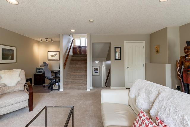 415 Vista Drive Se, House detached with 3 bedrooms, 2 bathrooms and 4 parking in Medicine Hat AB | Image 25