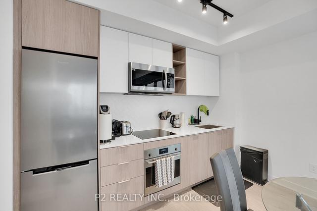 2008 - 36 Zorra St, Condo with 3 bedrooms, 2 bathrooms and 1 parking in Toronto ON | Image 10