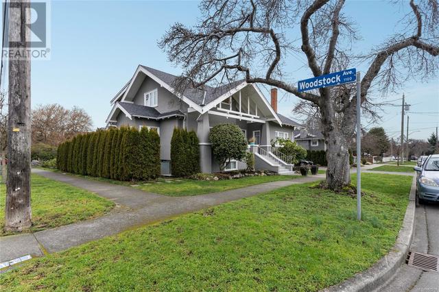62 Cambridge St, House detached with 7 bedrooms, 4 bathrooms and 3 parking in Victoria BC | Image 4