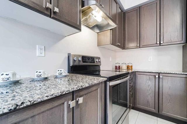 55 Dolobram Tr, House semidetached with 3 bedrooms, 4 bathrooms and 5 parking in Brampton ON | Image 13