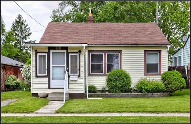 80 Dorset St E, House detached with 2 bedrooms, 1 bathrooms and 1 parking in Port Hope ON | Image 2
