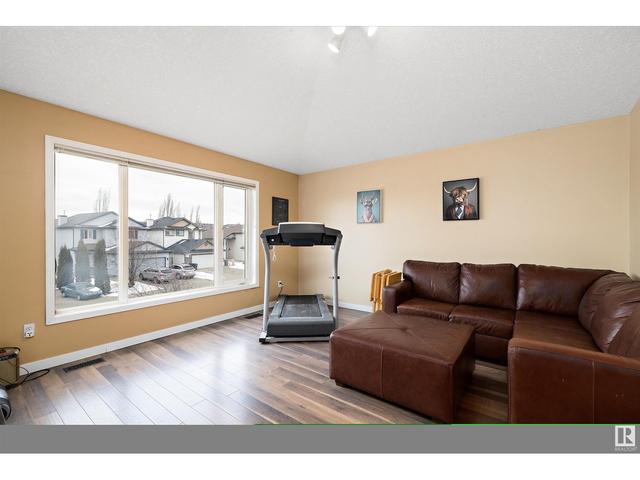 3716 161 Av Nw, House detached with 3 bedrooms, 2 bathrooms and null parking in Edmonton AB | Image 17
