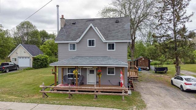 11608 Road 38, House detached with 3 bedrooms, 2 bathrooms and 2 parking in Central Frontenac ON | Image 2
