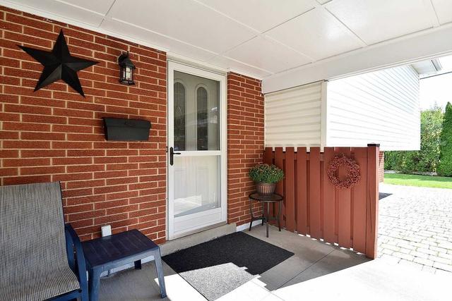 58 Nova Dr, House detached with 3 bedrooms, 2 bathrooms and 4 parking in Hamilton ON | Image 12
