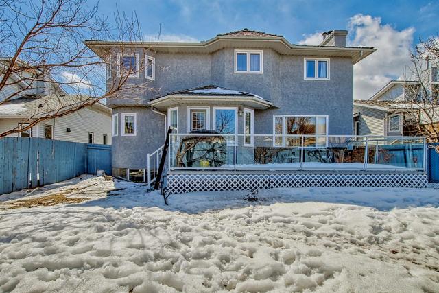 140 Harvest Hills Drive Ne, House detached with 6 bedrooms, 3 bathrooms and 4 parking in Calgary AB | Image 1