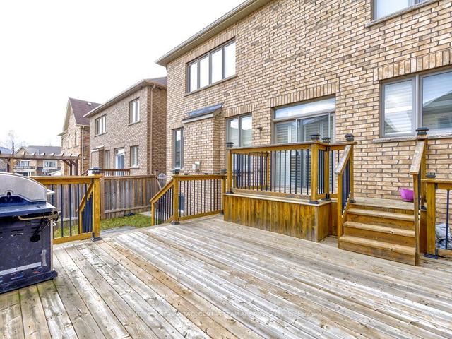 15 Cranwood Circ, House detached with 5 bedrooms, 5 bathrooms and 6 parking in Brampton ON | Image 32