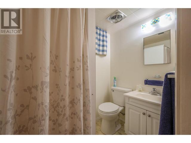 2515 Mckenzie Street, House detached with 3 bedrooms, 1 bathrooms and null parking in Penticton BC | Image 45