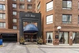 1704 - 633 Bay St, Condo with 2 bedrooms, 2 bathrooms and 0 parking in Toronto ON | Image 3