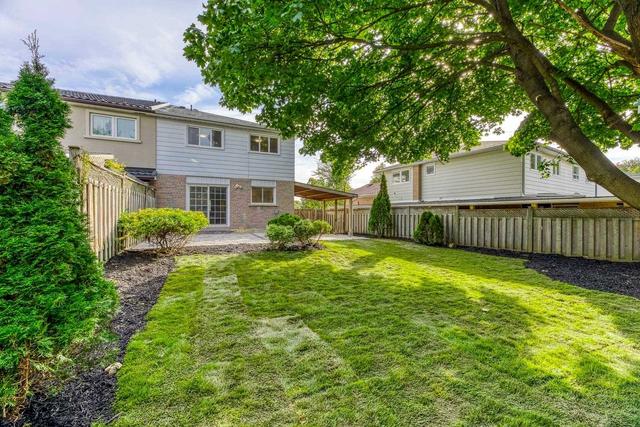 493 Lana Terr, House semidetached with 4 bedrooms, 3 bathrooms and 3 parking in Mississauga ON | Image 30