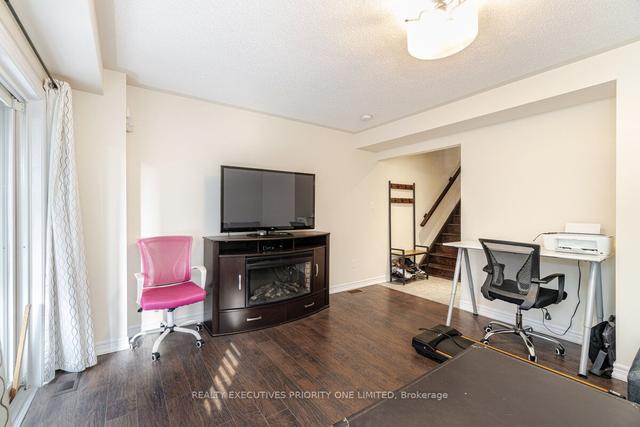 17 - 10 Porter Ave W, House attached with 3 bedrooms, 3 bathrooms and 2 parking in Vaughan ON | Image 25