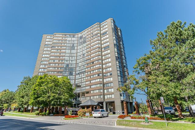 410 - 40 Richview Rd, Condo with 3 bedrooms, 3 bathrooms and 1 parking in Toronto ON | Image 1