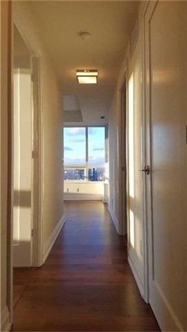 4120 - 5 Sheppard Ave E, Condo with 2 bedrooms, 2 bathrooms and 1 parking in Toronto ON | Image 14