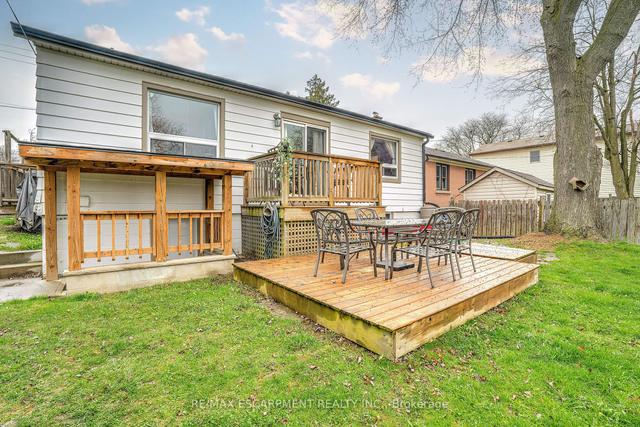 1402 Fisher Ave, House detached with 3 bedrooms, 2 bathrooms and 2 parking in Burlington ON | Image 27