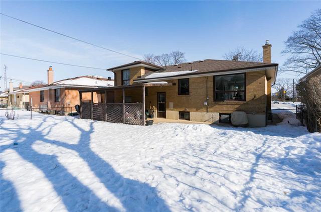 81 Sabrina Dr, House detached with 4 bedrooms, 2 bathrooms and 5 parking in Toronto ON | Image 25
