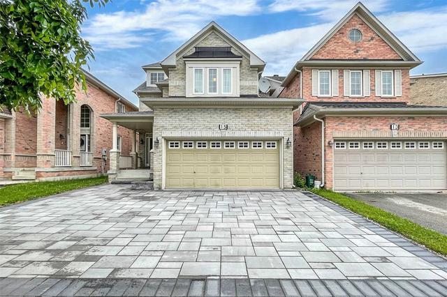 15 Barkwood Hllw, House detached with 4 bedrooms, 3 bathrooms and 4 parking in Markham ON | Card Image