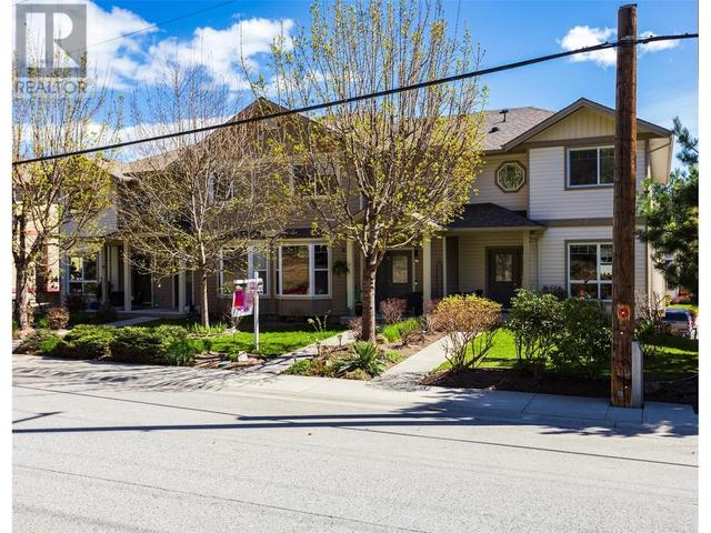 6 - 3277 Broadview Road, House attached with 3 bedrooms, 2 bathrooms and 4 parking in West Kelowna BC | Image 2