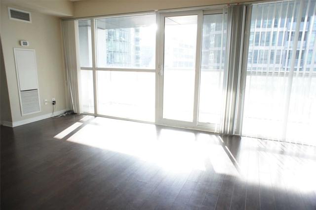 505 - 352 Front St W, Condo with 2 bedrooms, 1 bathrooms and 0 parking in Toronto ON | Image 16