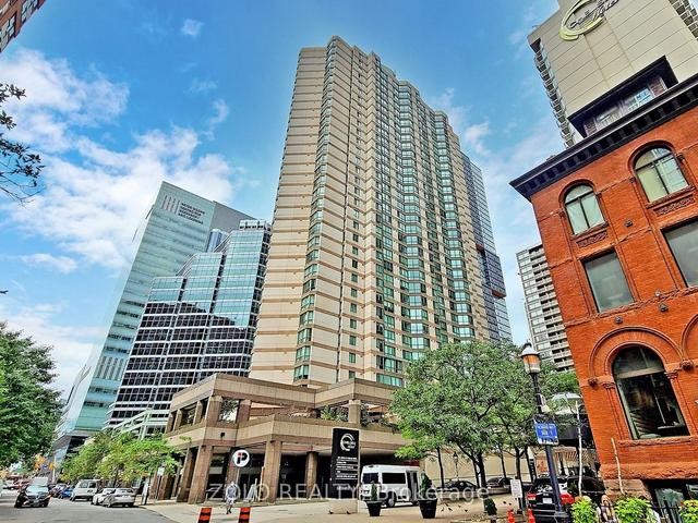 1010 - 38 Elm St, Condo with 1 bedrooms, 1 bathrooms and 0 parking in Toronto ON | Image 1