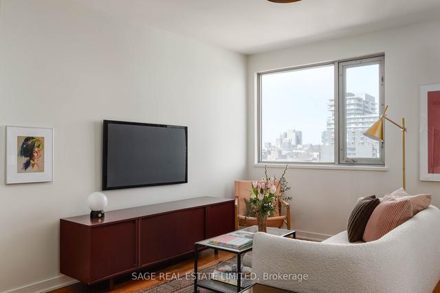 612 - 160 Baldwin St, Condo with 1 bedrooms, 2 bathrooms and 1 parking in Toronto ON | Image 8