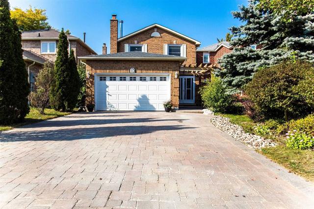 10 Scarbell Dr, House detached with 4 bedrooms, 4 bathrooms and 6 parking in Toronto ON | Image 1