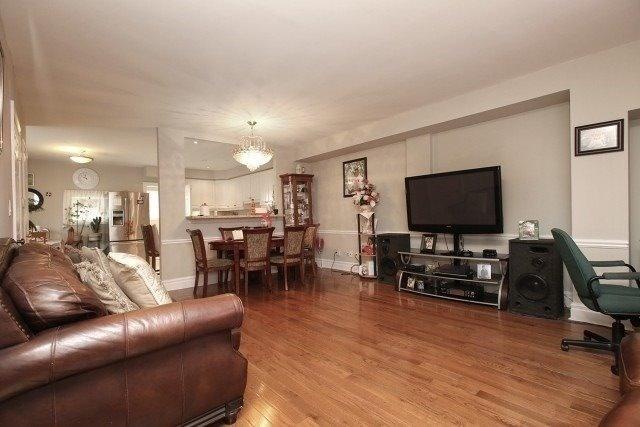 13 Birch Tree Cres, House detached with 3 bedrooms, 3 bathrooms and 5.5 parking in Toronto ON | Image 26