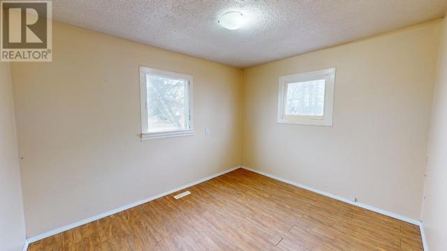8520 97 Avenue, House detached with 3 bedrooms, 1 bathrooms and null parking in Fort St. John BC | Image 3