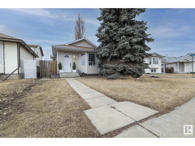 4012 53 St, House detached with 4 bedrooms, 2 bathrooms and null parking in Gibbons AB | Image 34