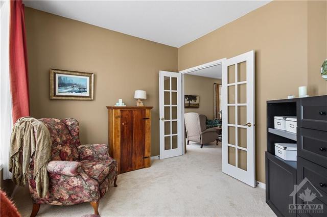 335 Breckenridge Crescent E, Townhouse with 2 bedrooms, 2 bathrooms and 2 parking in Ottawa ON | Image 19