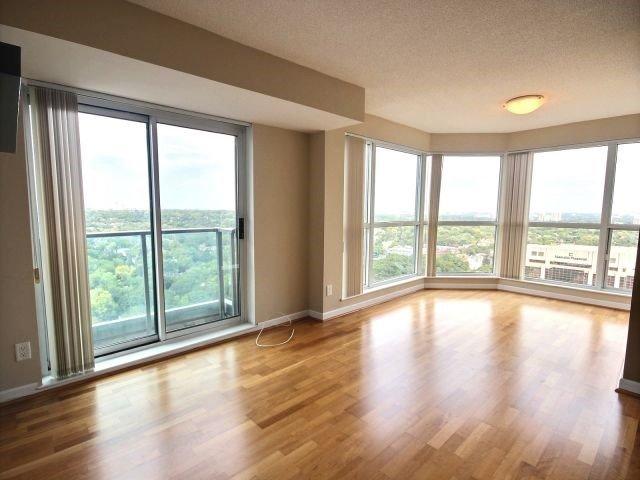 2805 - 8 Park Rd, Condo with 2 bedrooms, 2 bathrooms and 1 parking in Toronto ON | Image 5