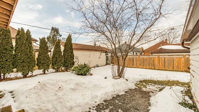 53 Linden St, House detached with 3 bedrooms, 2 bathrooms and 3 parking in St. Catharines ON | Image 27
