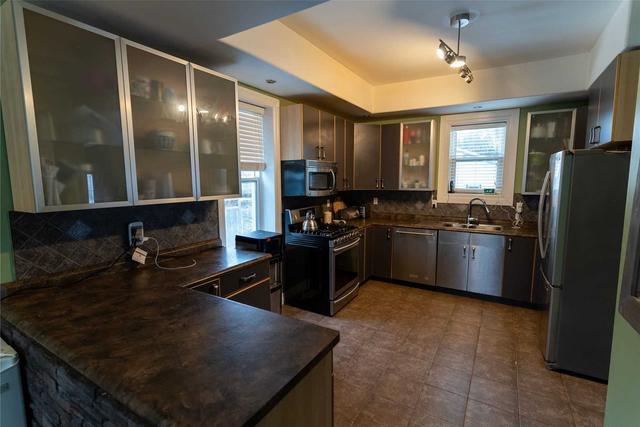 71 Elora St, House detached with 3 bedrooms, 2 bathrooms and 12 parking in Minto ON | Image 7