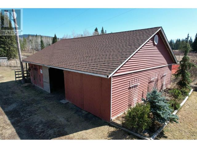 3467 Dale Lake Road, House detached with 3 bedrooms, 2 bathrooms and null parking in Cariboo A BC | Image 4