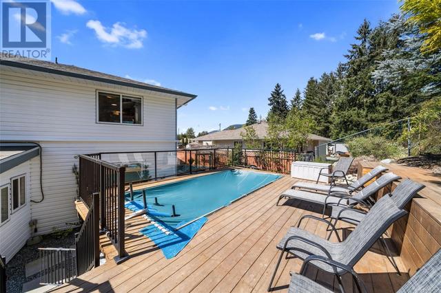 212 Cowichan Ave E, House detached with 4 bedrooms, 3 bathrooms and 4 parking in Lake Cowichan BC | Image 51