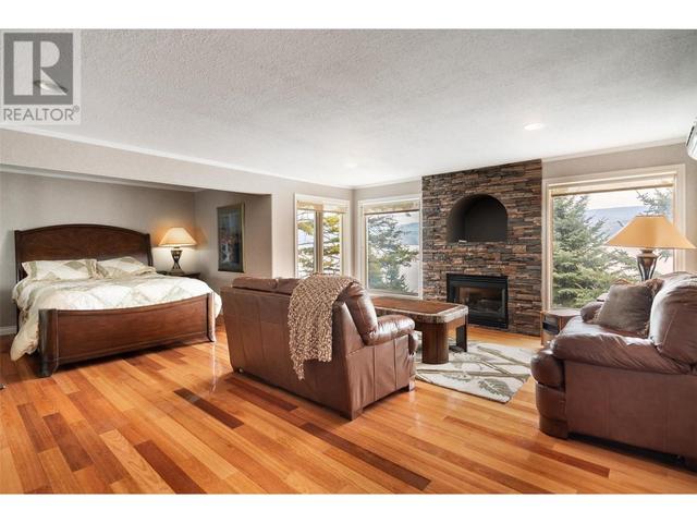 4069 Westside Road N, House detached with 5 bedrooms, 5 bathrooms and 12 parking in Central Okanagan West BC | Image 37